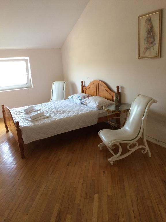 Guest House One Two Three 트빌리시 객실 사진