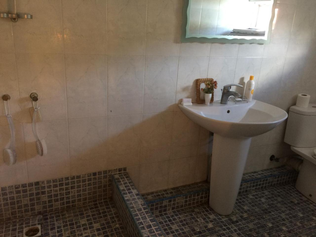 Guest House One Two Three 트빌리시 외부 사진